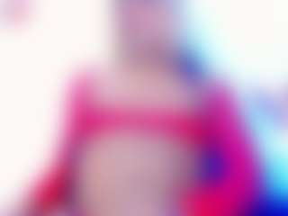 Live cam show with Zara-gill - Tease on CamwithHer