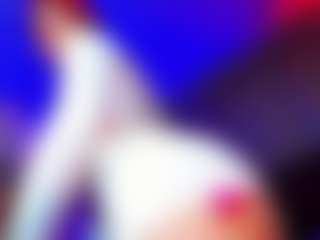 Live cam show with Zara-gill - Black Hair on Camsoda