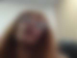 Live cam show with BustyXMilf - Butt Plug on live18s.com