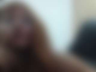 Live cam show with BustyXMilf - Average on livesuperchat.net