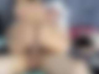 dylan-greyy's Live Sex Cam Show