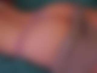 Live cam show with EdytClemon - Raven Hair on CamSodaAdn