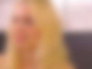 Live cam show with BonnieHenley - Normal on Chatstar