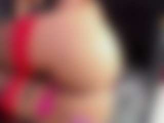 Live cam show with DalayMoore - Middle Aged on Soda Cam