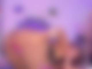 Live cam show with DalayMoore - Smart on Camsoda