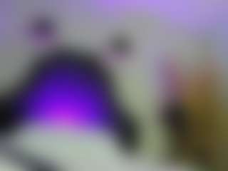 Live cam show with DalayMoore - Curly on Fapmatic.com