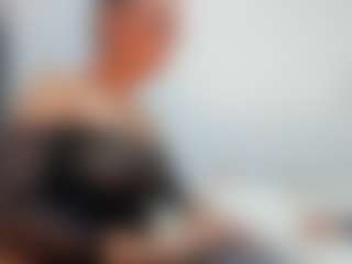 Live cam show with DalayMoore - Natural on Camsoda