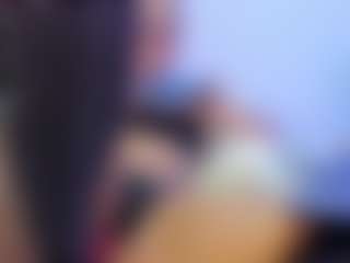 Live cam show with DalayMoore - Dildo on TastyBlacksLive
