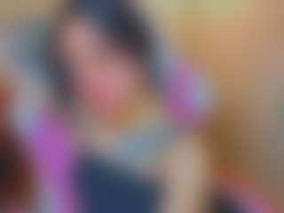 Live cam show with Niicole-Fox2 - Smoking on Camsoda