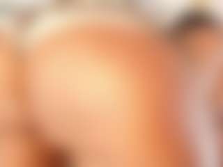 Live cam show with sensual crazy - Ebony MILF on Livezox