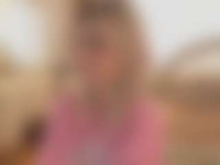 BreckBuff's Live Sex Cam Show