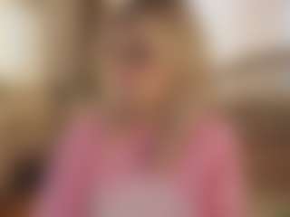 BreckBuff's Live Sex Cam Show