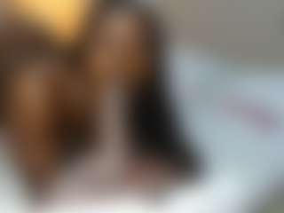 Live cam show with Darkpearl8 - Riding on liverealitysex.com