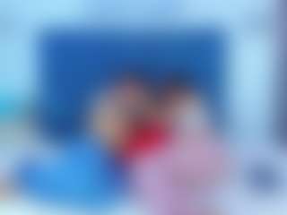 ALISA and ricardo's Live Sex Cam Show