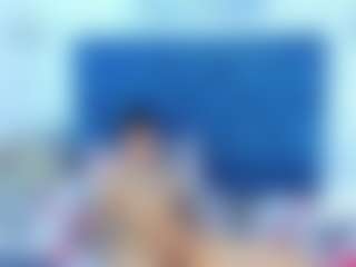 Live cam show with ALISA and ricardo - Portuguese on CamwithHer