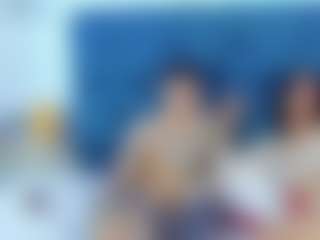 Show in cam erotica live di ALISA and ricardo