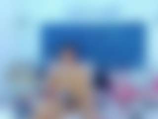 Live cam show with ALISA and ricardo - Brown Eyes on StripNow
