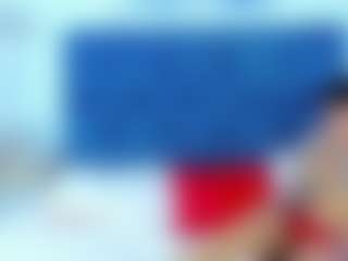 Live cam show with ALISA and ricardo - Green Eyes on Camsoda