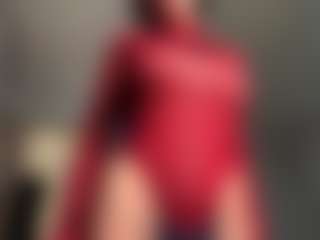 ElvinaClagg's Live Sex Cam Show