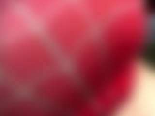 ElvinaClagg's Live Sex Cam Show