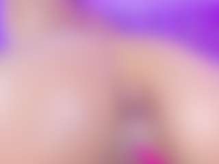 Live cam show with emili-clark - Dildo Or Vibrator on Uber Horny