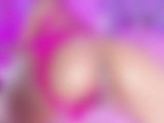 emili-clark's Live Sex Cam Show