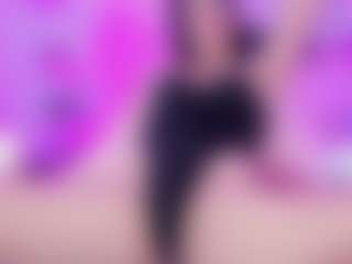Live cam show with emili-clark - Camel Toe on WildCum