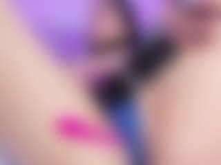 Live cam show with emili-clark - Oil on Fling VIP Chat