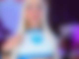 Live cam show with Ladynoah - Dirty Talk on madthumbs