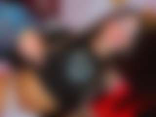 Live cam show with Ladynoah - Gray Eyes on Gym Cam Girls