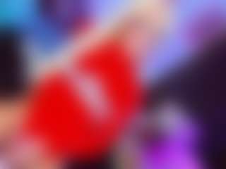 Live cam show with Ladynoah - Blue Eyes on slutload
