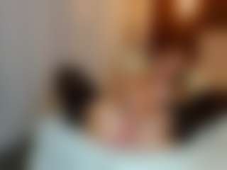 Saradiamond01's Live Sex Cam Show