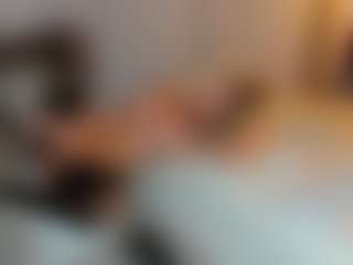 Saradiamond01's Live Sex Cam Show