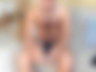 Live cam show with JuanDiegoKing - Cock Rating on xxxlivecams.org