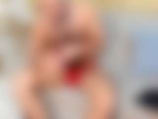 Live cam show with JuanDiegoKing - Blowjob on Camsoda