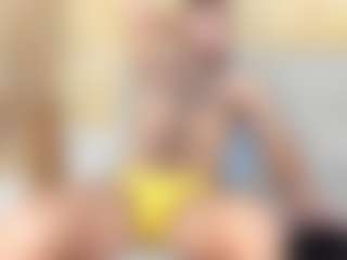 Live cam show with JuanDiegoKing - Brown Eyes on livesuperchat.net