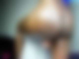 SlimThickKat's Live Sex Cam Show