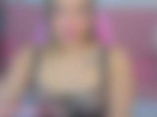PARISBIGASS's Live Sex Cam Show