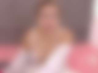 mia-makleynn's Live Sex Cam Show