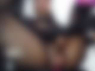 Live cam show with Amatiell - Drinking on livesuperchat.net