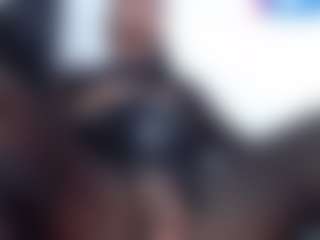 Live cam show with Amatiell - Smoking on madthumbs