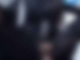 Live cam show with Amatiell - Average on CamClone
