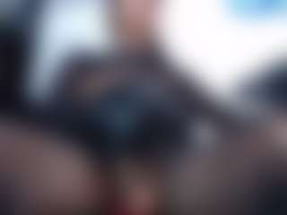 Live cam show with Amatiell - Gape on live18s.com
