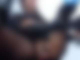 Live cam show with Amatiell - Facial Piercings on googirlz