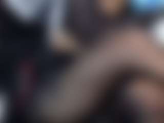 Live cam show with Amatiell - Big Cock on Camsoda