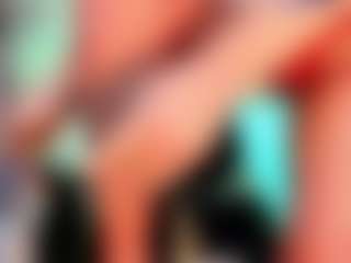 Live cam show with la-ratona - Red Hair on StripNow