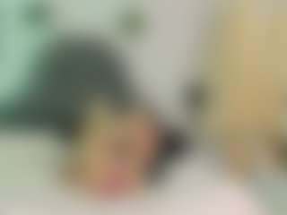 AlliceMackenzie's Live Sex Cam Show