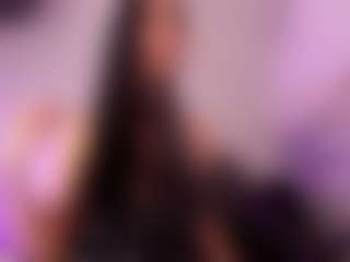 Live cam show with AlliceMackenzie - Tease on madthumbs