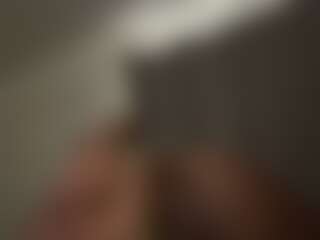 Live cam show with lolas-bunnytrap - Waxed on sexylivex.com