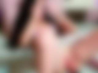 MelaniaTress's Live Sex Cam Show